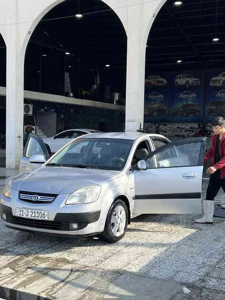 كشنات جلد هيتر

تحكمات ستيرن

مرايات كهرب وشفط 

تبريد لمس 

تدفئه وتبريد شرط 

محرك 16 وكير شرط 

كهربائيات كلها شغاله 

سيارة حيل جديدة ماشية 176 الف 

بدون اي تعديل بارد ولا دكة جكوج

بيها صفحة سايق صبغ  فقط بدون معجون اثر تقحيل

وبيها بوند وشوية من السقف تقحيل 

السعر 94 وبيها مجال 

***********
