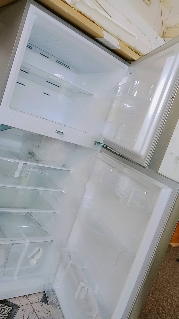 ثلاجه كبيره بعدها جديده.. بالكارتون
للبيع


**إذا كنت صاحب هذا الإعلان وتريد حذفه لأي سبب، رجاءا أرسل رسالة إلى الدعم الفني**