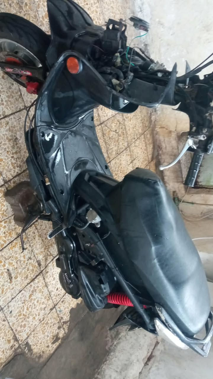 السلام عليكم شباب دراجه كامكو للبيع جاهزه من كلشي كهربائيات كلشي شغال مكاني نجف
حي النصر السعر 275          ***********
