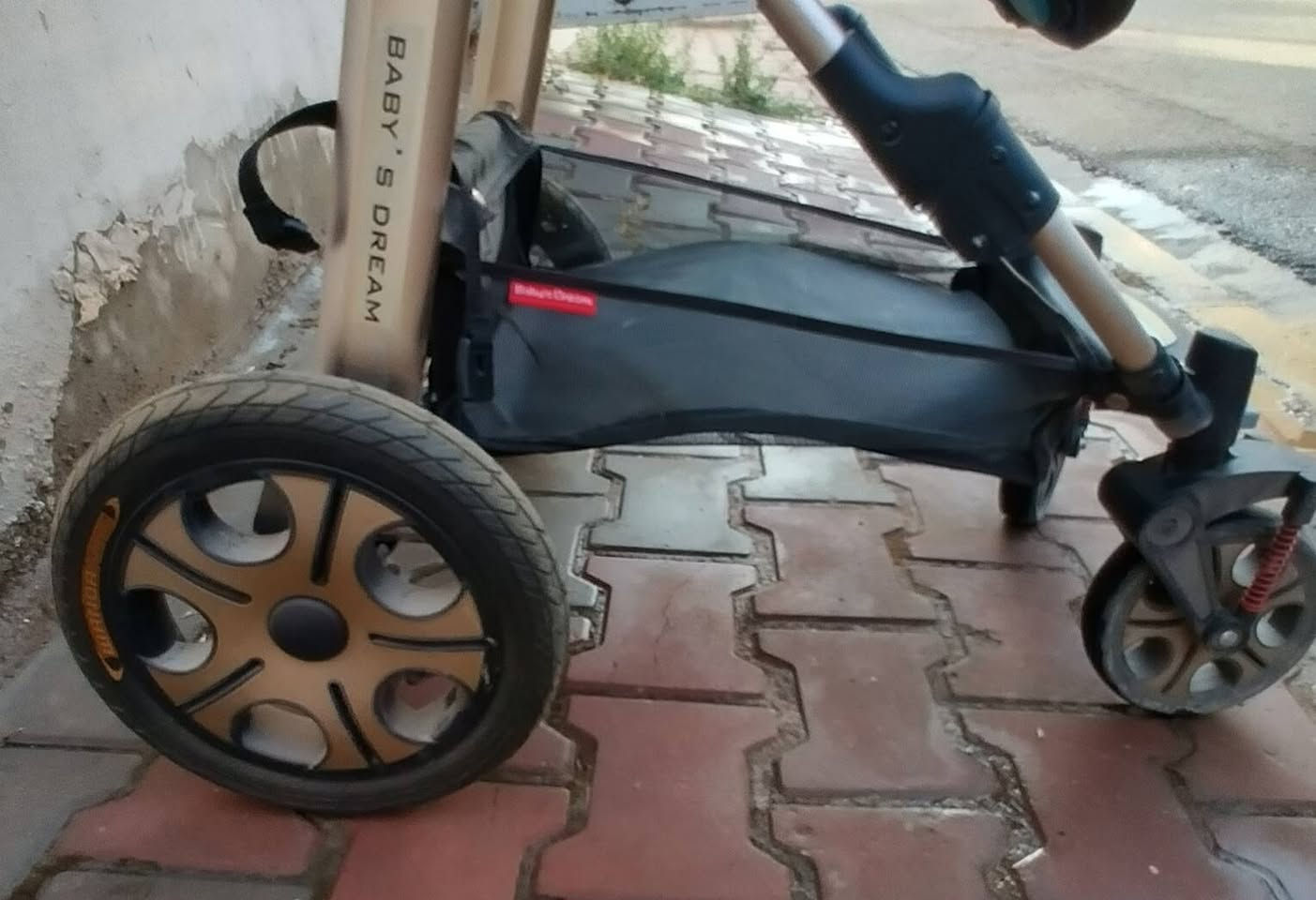 ‎للبيع عربانة اطفال اجنبي يرهم للسيارة ومنام بيها وضعيات‎ كركوك, العراق


**إذا كنت صاحب هذا الإعلان وتريد حذفه لأي سبب، رجاءا أرسل رسالة إلى الدعم الفني**