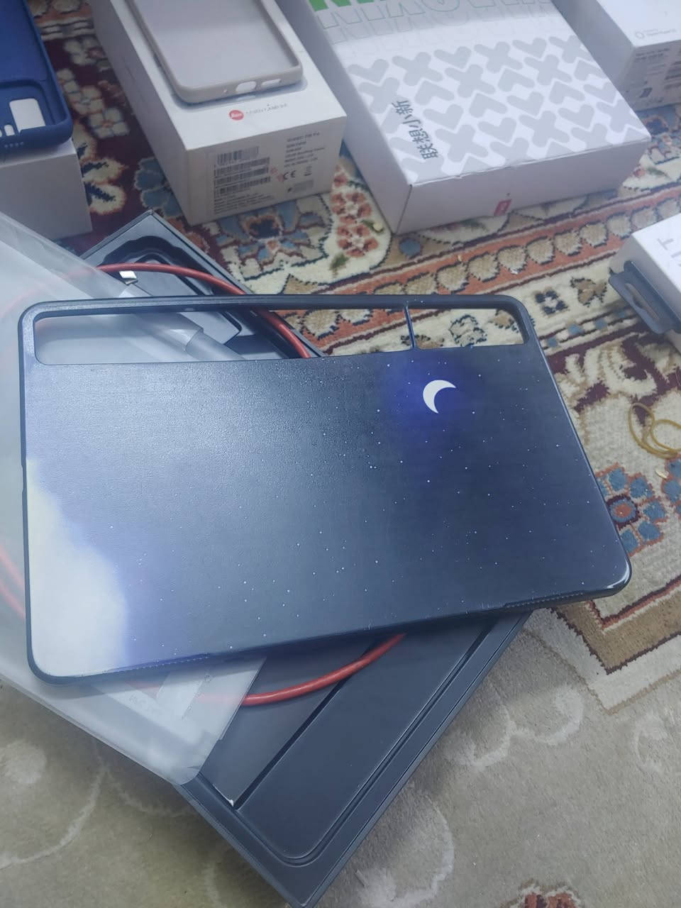 ريد ماجيك نوفا نسخه عالميه ذاكرة 256 شبه جديد وياه كارتونته والشاحنه وكفر
السعر 700 الف قفل. اذا يناسبك السعر وما تعامل اتصل على 
***********
يوجد توصيل لكل العراق
