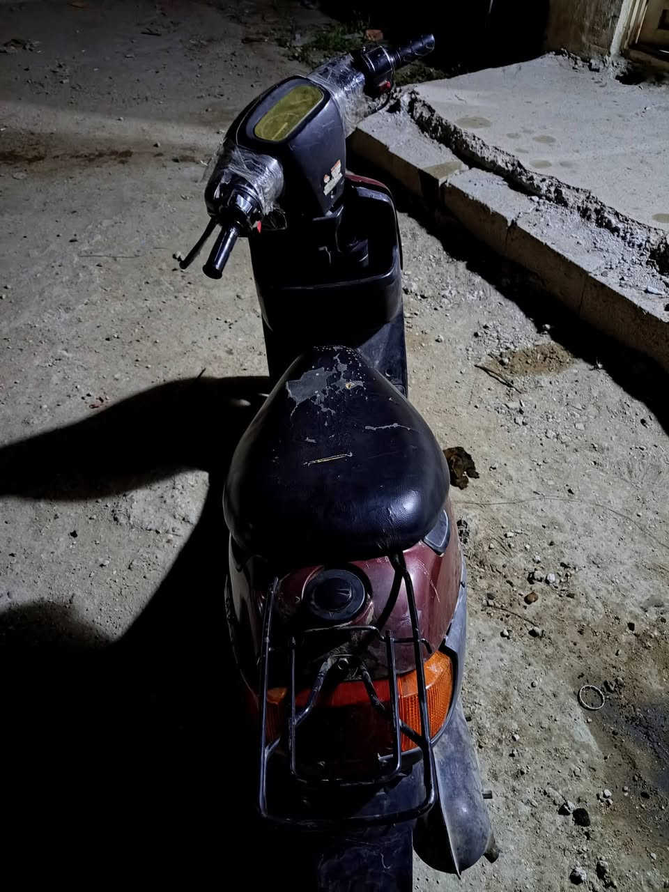 السلام عليكم دراجه للبيع بطه شغاله السعر 150وبيها مجال العنوان كربلاء الامام عون حصوه السعود للستفسار الرقم.  ***********
