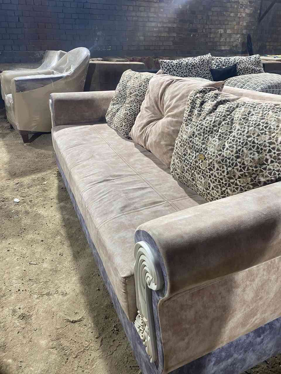 نظيفه وسعرها 90بس


**إذا كنت صاحب هذا الإعلان وتريد حذفه لأي سبب، رجاءا أرسل رسالة إلى الدعم الفني**