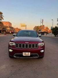 جيب لمتد موديل 2021 ماشيه 51 الف محرك 6 سلندر 3600 لون ماروني سلايد كش...