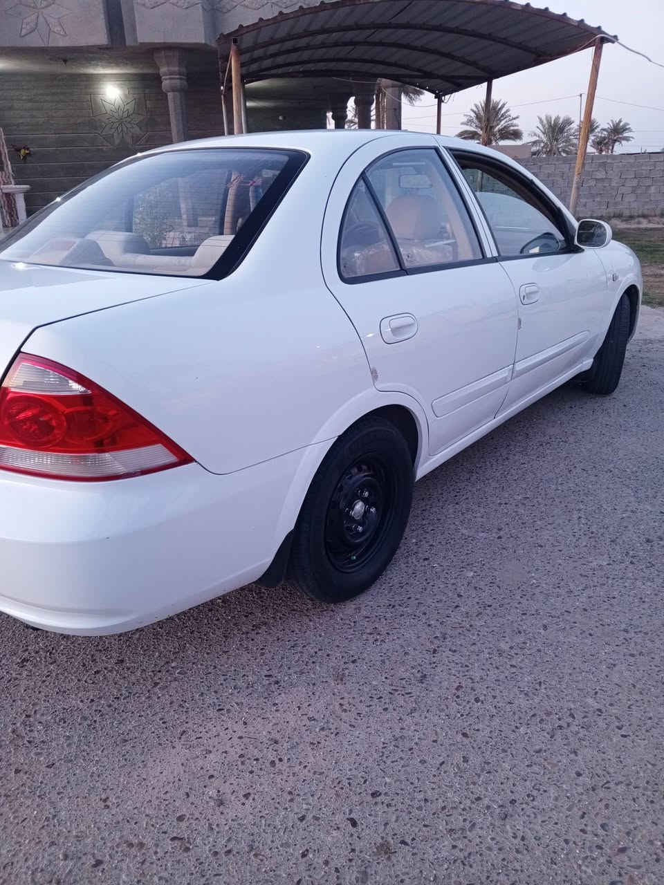 السلام عليكم ورحمة الله وبركاته 

للبيع نيسان سني كوري موديل 2012 رقم بغداد انكليزي بأسمي تحويل ثاني يوم أن شاء الله تعالى مكفولة كفاله عامه من الصبغ و التبديل فقط شبرين صبغ بالباب الخلفي الايمن ماشيه 157 حقيقي تراي زيروووو محرك كير صدر كله كفاله عامه تخم تاير جديد غرفتها جديده جداً السياره نفس الصور جديده بمعنى الكلمة استخدام شخصي العنوان بغداد ابو غريب 
الشراي يتصل و يدلل أن شاء الله تعالى 
 ***********
