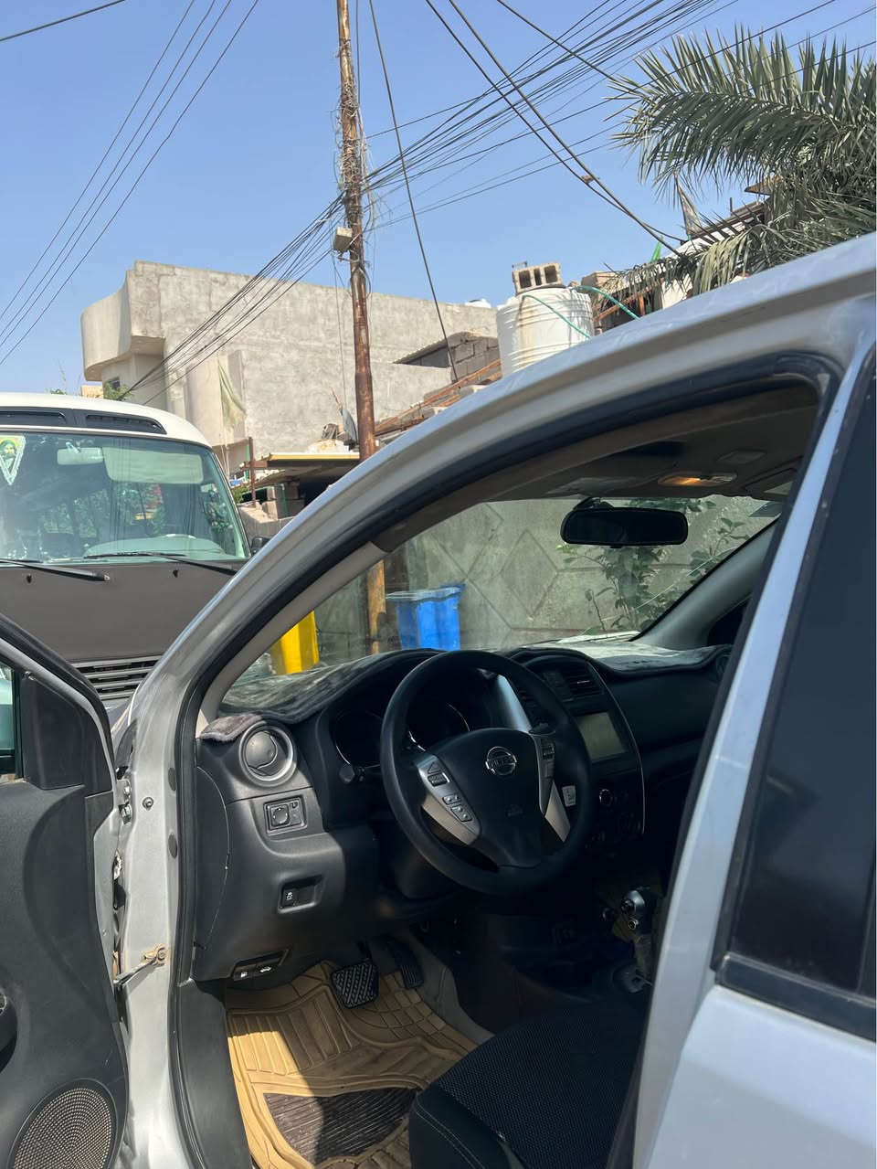 السلام عليكم نيسان فيرسة مديل 2019 كفالى ضربة تبديل وصبق بيهة  طخات بصيطة شوف العين رقم دولي بصرة بسمنة سنوية ال 31 سعر 87 بيهة مجال حك الجية العنوان بصرة قبلة حي الشهداء رقم *********** واتساب *********** شريحة البصرة, العراق
