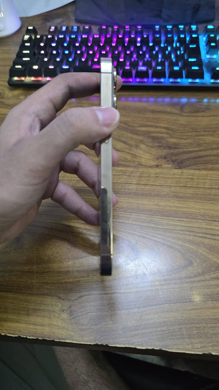 سلام عليكم
ايفون ١٣ برو
٢٥٦ كيكا
مستخدم نظيف  جداً مثل ما تشوفون بالصور
حالة البطاريه ٧٦
العلبة الاصلية متوفرة وكذلك الكتلوك
العنوان حلة بابل
السعر ٥٥٠


**إذا كنت صاحب هذا الإعلان وتريد حذفه لأي سبب، رجاءا أرسل رسالة إلى الدعم الفني**