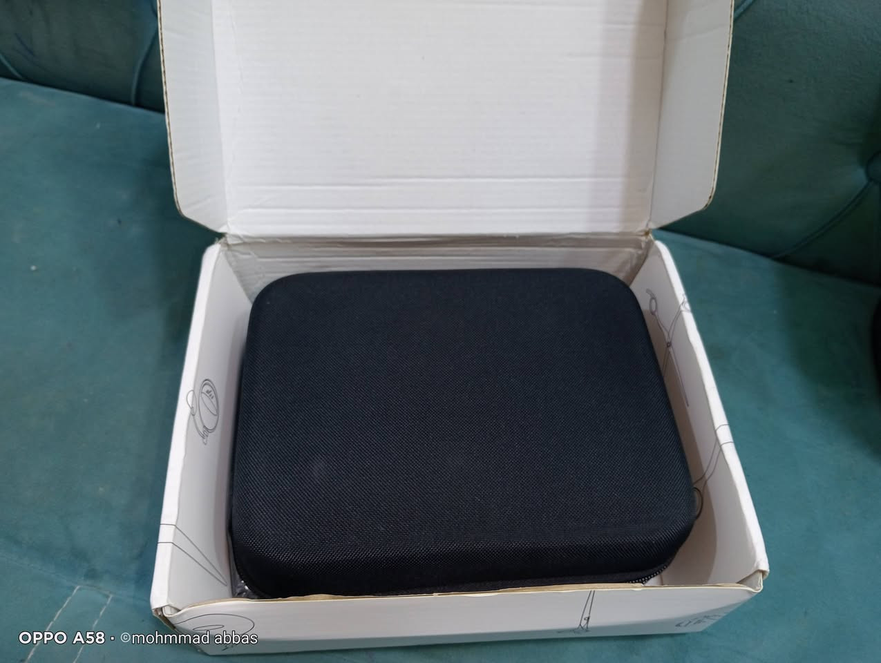 السلام عليكم مكينة حلاقة ماركة KEMEI 
جديدة وكاملة ملحقات 
بدلة 
مقص
مشط 
مشاطة مكينة 
شاحنات 2 
فرج تنضيف 
السعر 85 مع التوصيل


**إذا كنت صاحب هذا الإعلان وتريد حذفه لأي سبب، رجاءا أرسل رسالة إلى الدعم الفني**