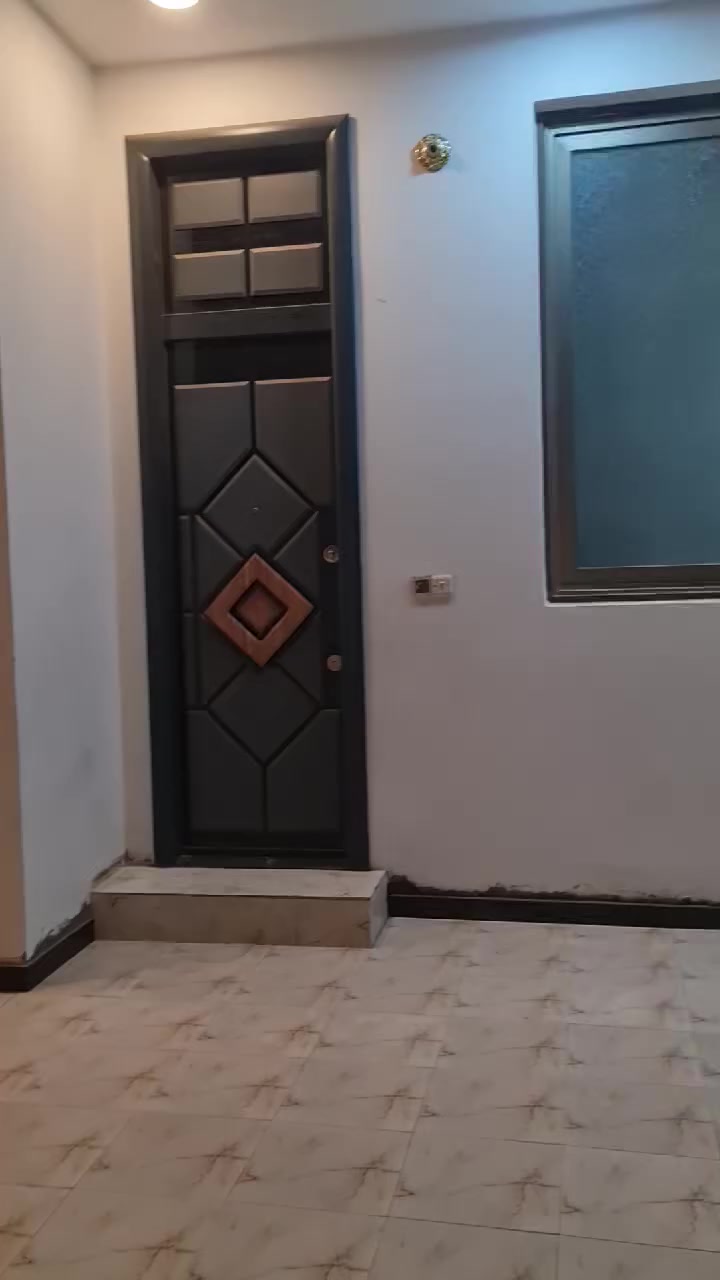 بيت للبيع في الهاشمية /الجمعية
قرب اسواق تفاحة
للاستفسار ***********
