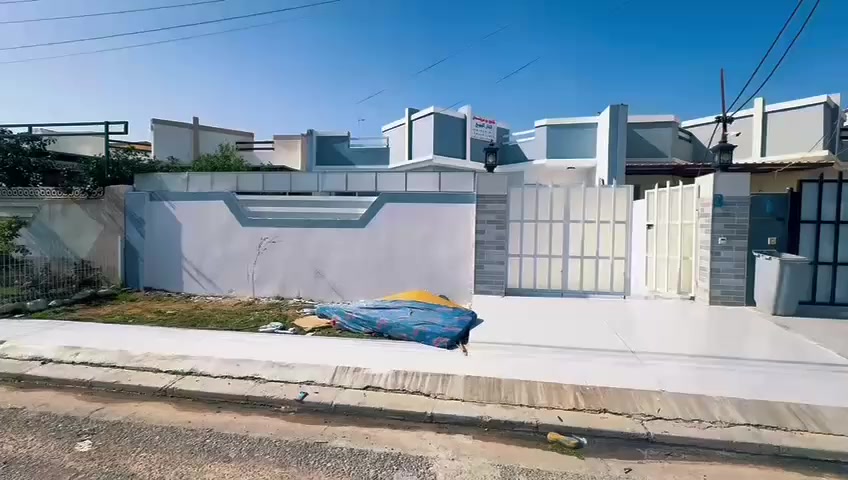 دار للبيع في مجمع الزيتون ٢٠٠متر طابق واحد غرفتين نوم وهول واستقبال  ومطبخ  
اتجاه قبله للاستفسار الاتصال*********** واتساب 
*********** واتساب
