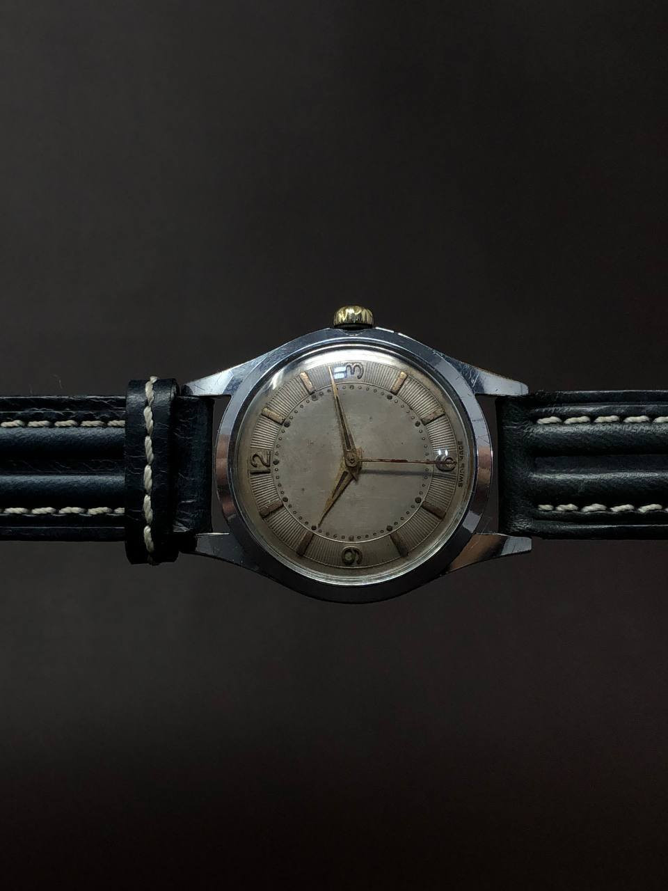 الماركة : FORTIS
الماكنة : أوتوماتيك سويسري
•••••••••••••••••••••••••••••
مادة الصنع : ستانلس ستيل 
الصنع : سويسرا
* مُقاومة الماء 
* 17 حجر
* زجاج زفير 
* سير طبيعي مستبدل 
•••••••••••••••••••••••••••••
السعر : ( 60 ) الف دينار فقط
للحجز والأستفسار دايركت 📥

#ساعات_أصلي


**إذا كنت صاحب هذا الإعلان وتريد حذفه لأي سبب، رجاءا أرسل رسالة إلى الدعم الفني**