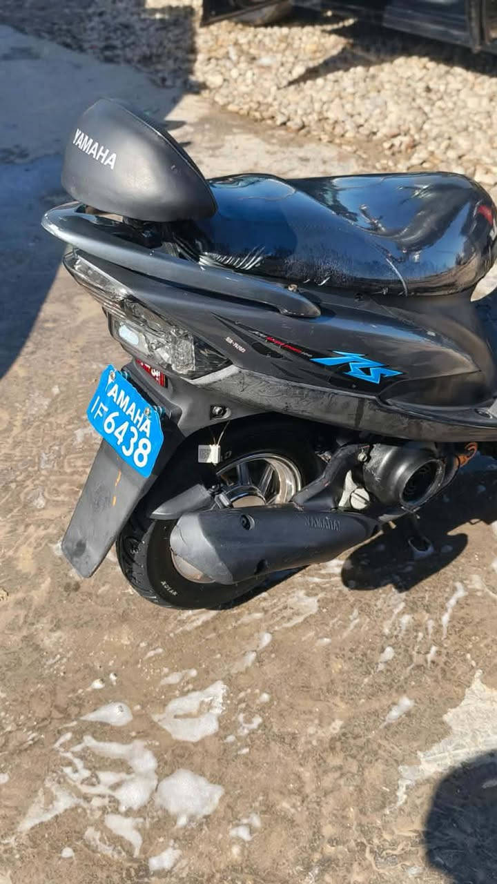 دراجه ماكس عدله كفاله عامه صارله 8اشهر من طلعته من الحاويه ابيعك بدون ويل مليون وبيه مجال دوانيه عفك الهاتف *********** الدراجه لاتنقيص ولا تبخير برغي مامفتوح بيه
