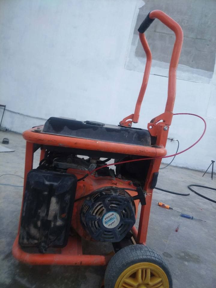 مؤليده 25 تا 30 ئه مبير كاره با ده دا  ماركه ئه سلي ده ره جه يك ماركه يه  سحر250 $ دؤلاره ره قه مي  خاوه ني *********** شوين هه ولير أربيل, العراق
