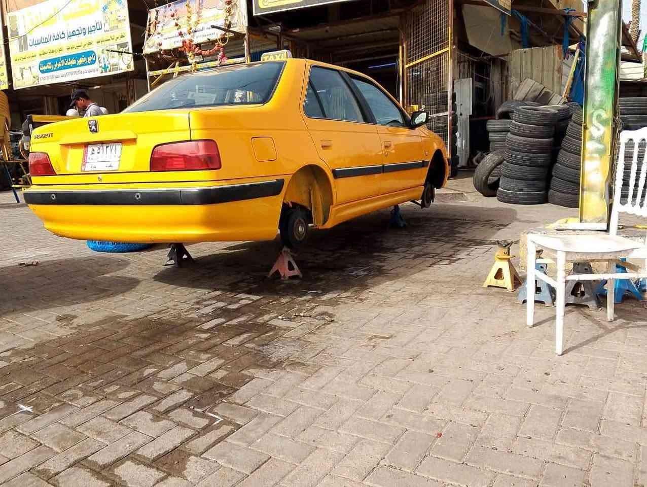 سلام عليكم سياره جديده مديل(2021) بيجو بارص حبايبي ريد مراوس بي بيوايدي خصوصي كون نضيفه موديل من (2016)سياره جاهزه واني خادم هاذه رقمي ***********
