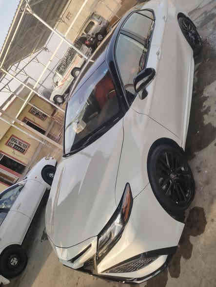 السلام عليكم اقره المنشور قبل لا تتصل 
كامري موديل 2024 معوقين 

XSE

فول مواصفات عده بنراما

ضرر ثلث قطع
جاملغ امامي وبنيد
وباب خلفي

سياره ماشيه ثلتالاف

***********

***********
