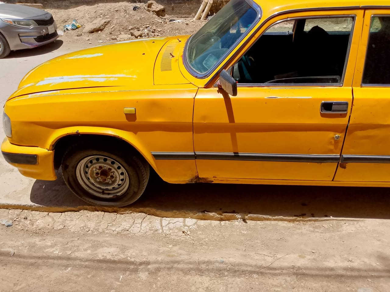 السلام عليكم 
مكلف بالنشر 
الاتصال بالرقم ***********
موديل 2003 
رقم ذي قار 
تريد تحويل تريد وكالة 
عليها هيئه 75 الف 
محوره مكينه وگير ونجي 
حداديه ياباني 
ملاحظة 
الگير مبوش على البگ فقط 
حاليا تمشي 
المحرك شرط 
السعر 22
مكان السيارة ذي قار الشطره
