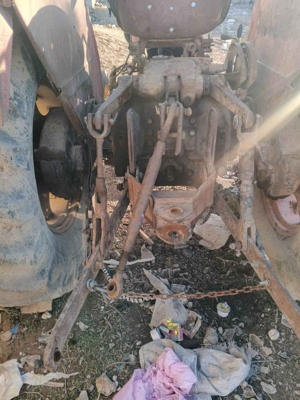 عنتر مع فدان. لبيع. نكره سلف. محرك هدروليم مابي عيب كهربايات شغال باور مابي ماعيب.موديل 81 سعر 3ملاين وربع بي مجال ‏‪***********‬‏
