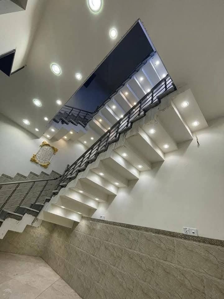 فريق المهندس خبرة عالية في تأسيس الكهربائيات 👷‍♂️

تأسيس وتجهيز كافـة المستلزمات الكهربائية ⚡️
دور سكنية - عمارات - شركات - مستشفيات - فنادق - مجمعات سكنية.. معالجة جميع مشاكل الكهربائية والخدمية وبضمان الجودة.. ✅
اسعارنا مناسبة للاستفسـار والاتصال *********** ☎️ 

تسليك محسوب، توزيع مدروس💡
تأسيس كهرباء بمعايير هندسية دقيقة ونتائج تُبهر ✨
______________________________________
إعلانــات صفحتنـا المُموَّلة مميزة ومضمونة - #Dm
