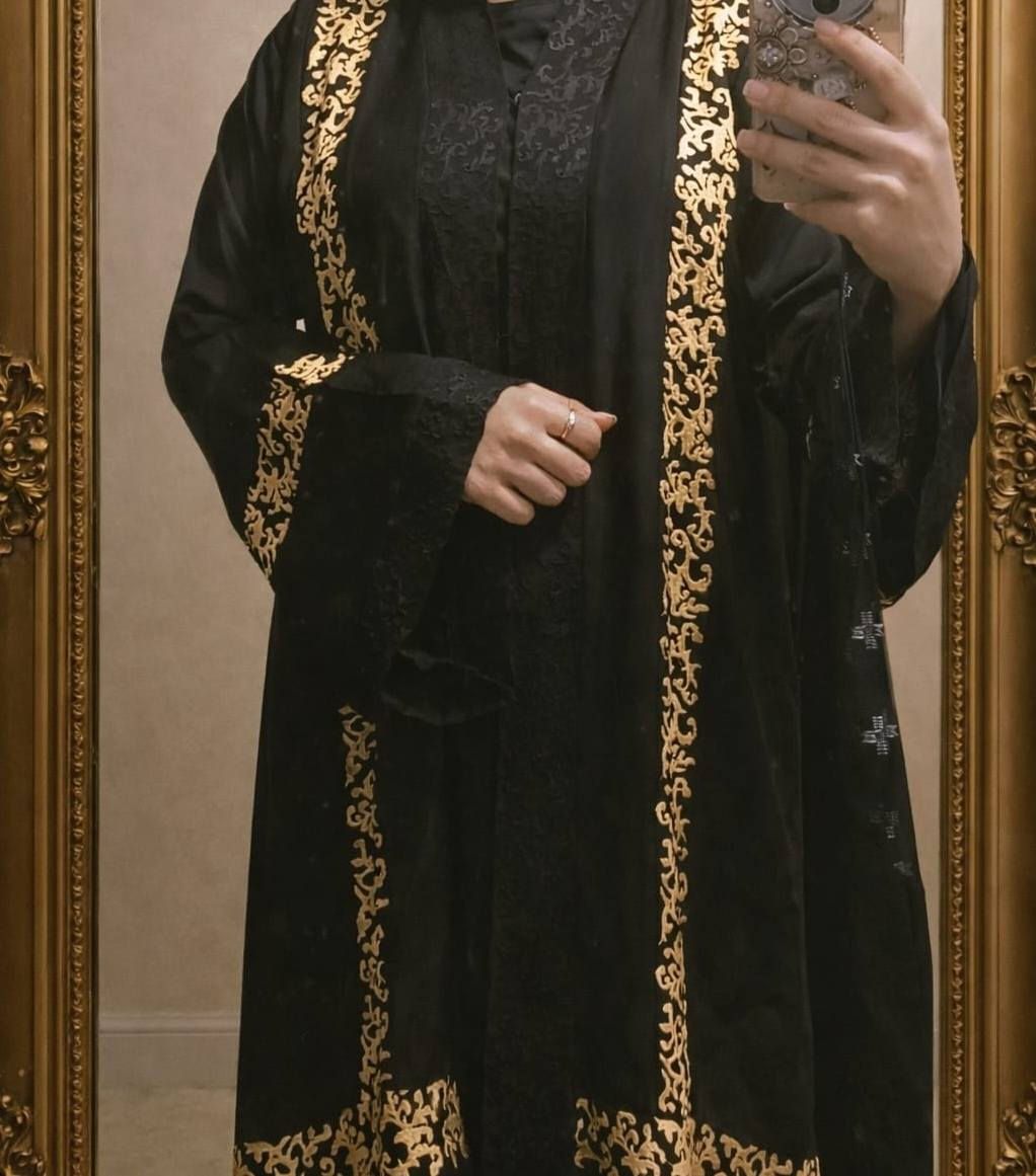 السلام عليكم توفرت شلعة ٣٥ عبايه خليجيه باله السعر ٢٠٠ ألف
هاي صور لبعض القطع الي يريدهن يتواصل على الخاص


**إذا كنت صاحب هذا الإعلان وتريد حذفه لأي سبب، رجاءا أرسل رسالة إلى الدعم الفني**