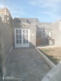 دار للبيع • حي الحسين • ١٨٠م