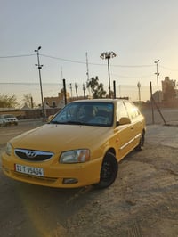 للبيع فيرنه 2014 بيها مكانات صبغ السياره بدون اي ضربه  مكينه وكير وصدر...