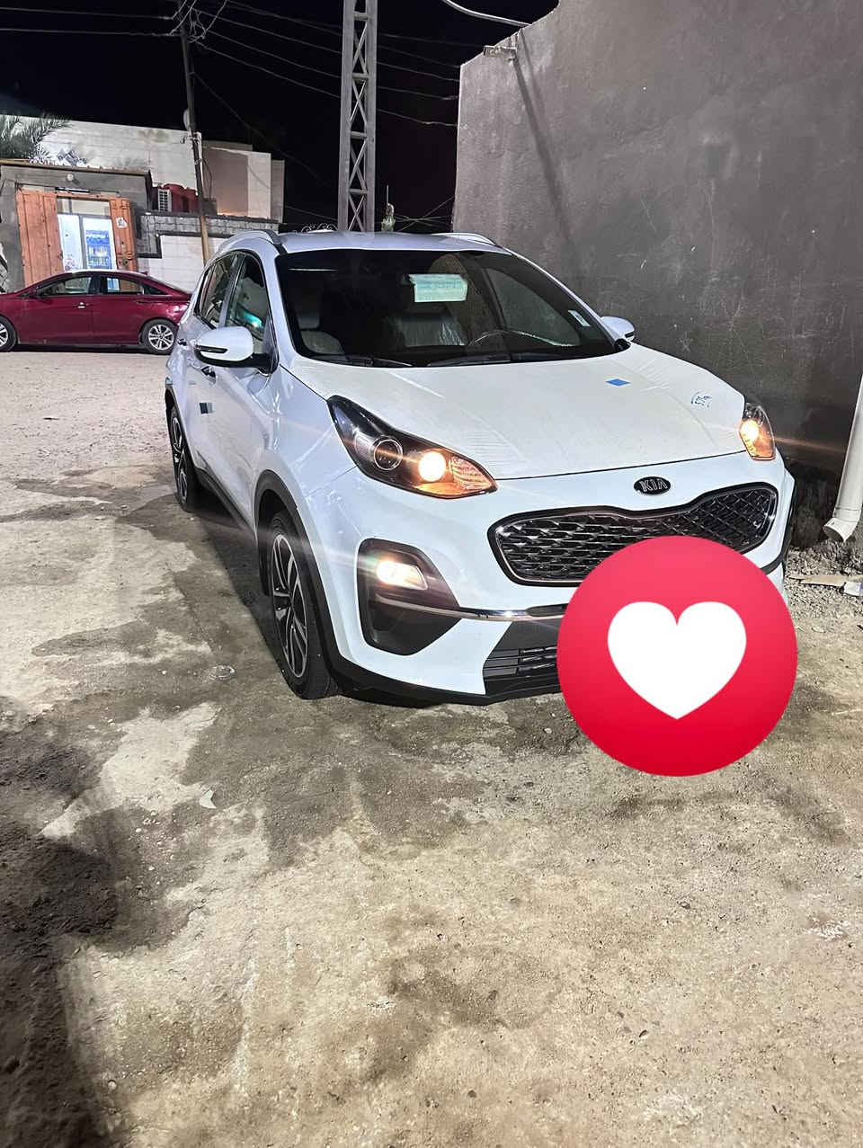 السلام عليكم سبورتج 2021 خليجي سويج مكينه 2000ماشيه 92الف سبير مانازل مكفوله كفاله عامه. رقم بغداد الجديد باسمي سنويه لغايه2030 كير مكينه حداديه كله شرط للاستفسار *********** مكان السياره المثنى
