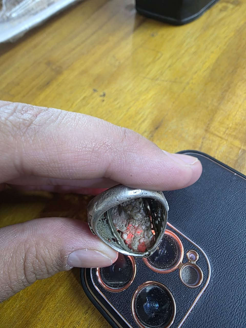 السلام عليكم اخوان عندي هذا المحبس
حجر زوعة الحية قيم بل يرضى بي الله و اخذ بل عافية


**إذا كنت صاحب هذا الإعلان وتريد حذفه لأي سبب، رجاءا أرسل رسالة إلى الدعم الفني**