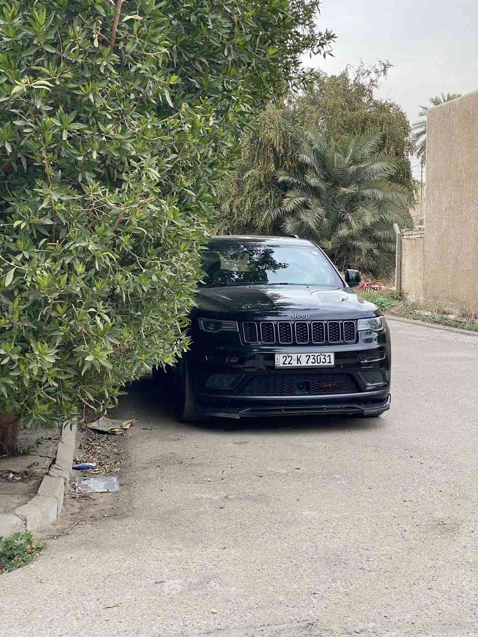 Jeep Grand cheroke limited X sport
نسخه المميزه السنويه X SPORT
موديل ٢٠٢٠
ماشيه ٩٣ فقط
حادثها بابين مبدلات بامريكا اصليات
كفاله عامه للكير والمكينه السياره جديده مال جناي
مصروف عليها واي نقص ما بيها ابدا
ما اطولها عليكم صورها موجوده بلمنشور هي صور تسولف 
فول مواصفات للاخير من بانوراما للرادار ١/١
السعر 300$ ثلاث دفاتر وبيها مجال للطيبين 
رقم هاتف للاستفسار 
***********
متواجد فقط ع واتساب والرقم حصرا.
