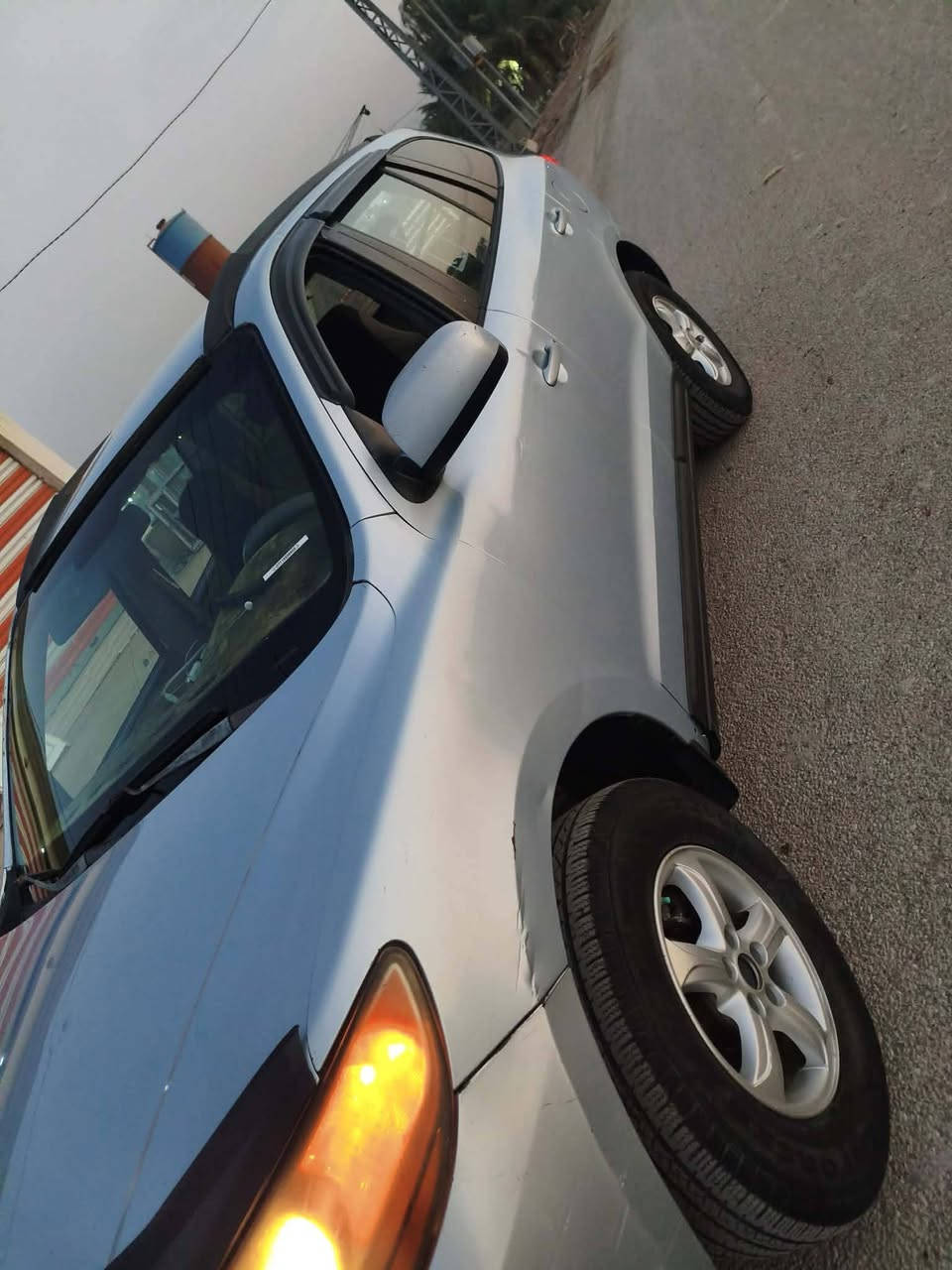 السلام عليكم سنتافي 2008  مكفوله من الصبغ والضربه السونار مرفق وارد امريكي بدون صبغ 6 سلندر مواصفات معروفه نص فول السياره كلش حلوه مابيها اي نقص السعر 122 رقم بغداد دولي تحويل ثاني يوم العنوان ديالى للاستفسار *********** ومن الله التوفيق
