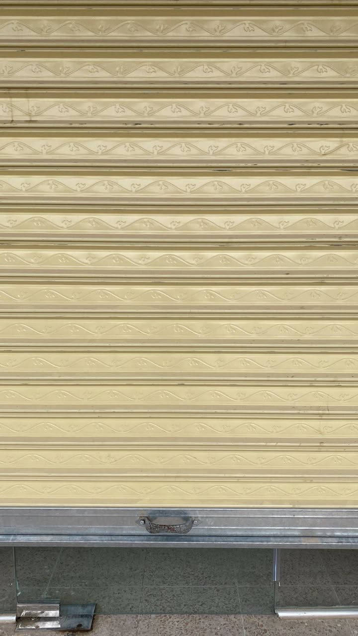 يوجد لدينا فصال ابواب كبنك مع الشد باسعار مناسبه 
***********
