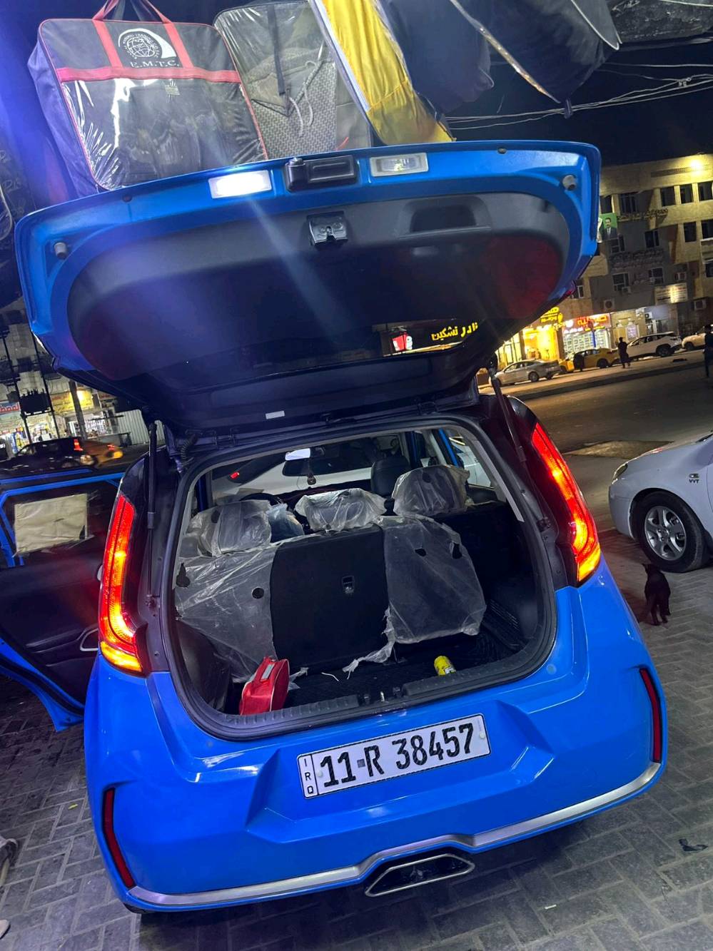 الوصف كيا صول Gt line 2024.     المواصفات. شاحن لاسلكي أشاره بالمرايا دخول ذكي قماره اسود بلادي تبريد شاشه.    شاشه كبيره. ستيرنD  جلد لونين.        بصمه.   رادار امامي/u002B/خلفي/u002B جانبي.         توقف ذاتي وباقي المواصفات معروفة   لعلم شكل الGt line يختلف عن العادي.  الحادث موضح بالصور مبدل دعاميه اصلية وكيس الكير جان متضرر ومبدل اصلي شرط كفاله كير ومحرك مابيها قطره صبغ اكو كم رصعه حالوب بالعراق بالقماره والبنيد ع عدد أصابع الايد. سونار موجود ووين متريد تفحص سونار افحص السعر المطلوب 175  وبيها مجال بسيط حك الجيه السياره نضيفه وجديده   للتواصل. واتساب. او اتصال ***********
