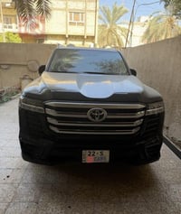 لاندكروزر GXR • ٢٠٢٤ • البصرة الجمعيات