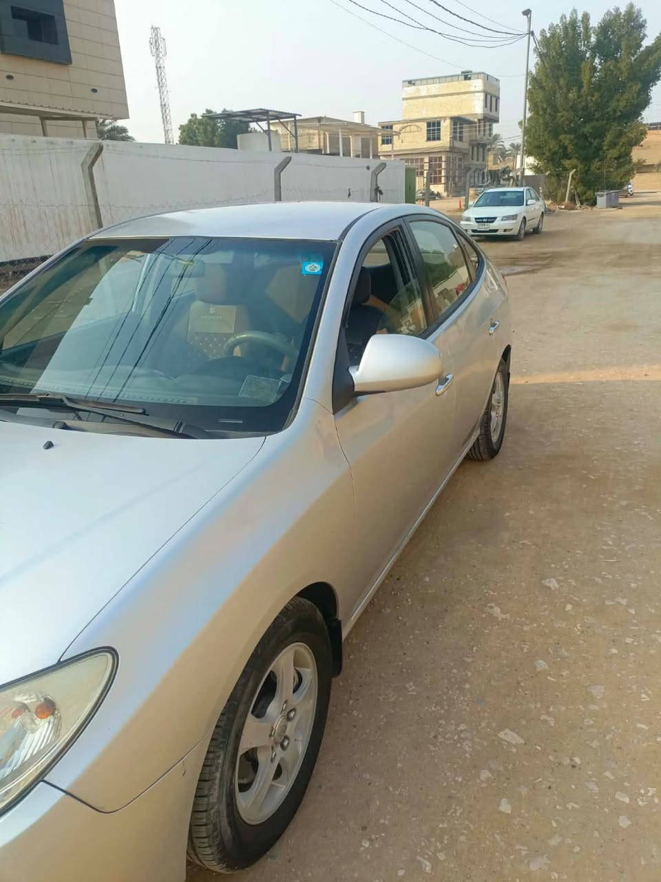 مكلف بالشنر
النترا لون سلفري 
موديل. 2008 
مكفوله من الضربه 
بيه صبغ جماليه الباب الخلفي والقبق مال الجنطه صبغ لجماليه فقط لا معجون ولا مفتوح 
سياره بأسمي تحويل ثاني يوم 
محرك 1600 اصل
السعر 95 
مكلف بنشر هذا رقم راعيها 
*********** سيد وليد
