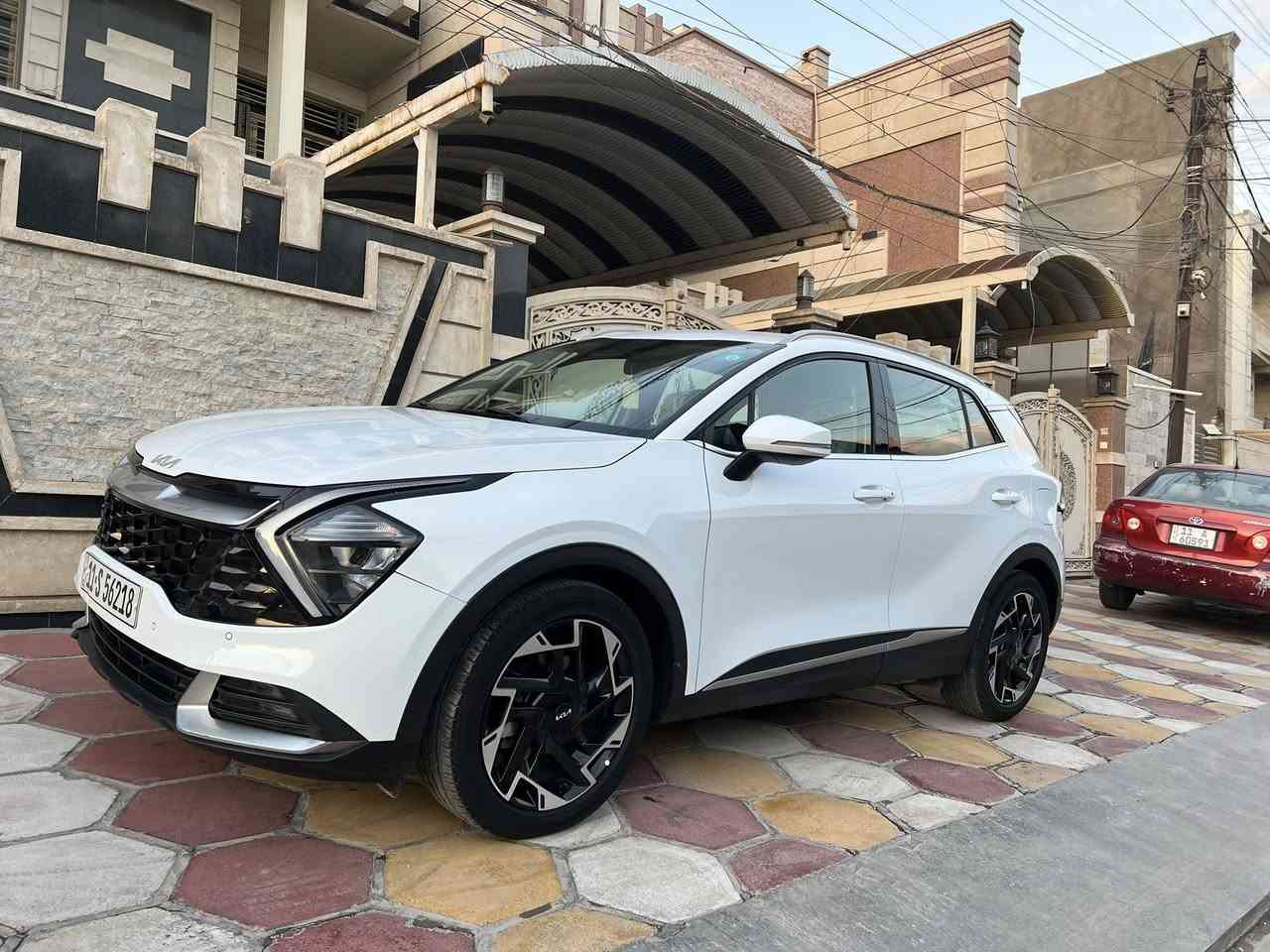 سبورتج 2023 خليجي ضمان الدوليه ماشيه 50 مكفوله كفاله عامه ما عدا بيهه صبغ قليل بين الباب والجاملغ السعر 205 وبيهه مجال مكاني المشتل ***********
