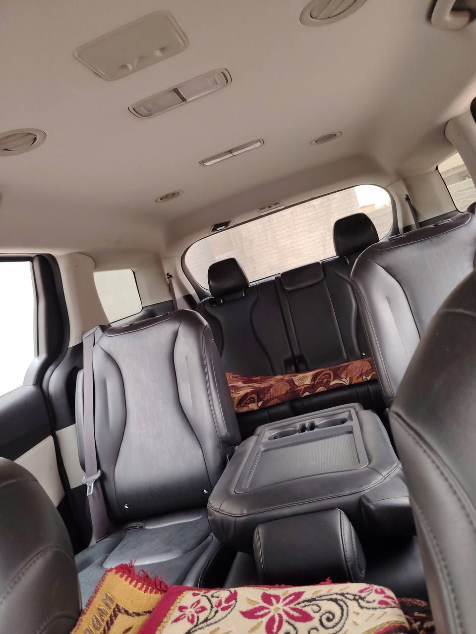 السلام عليكم  للبيع أو مراوس بكامري أو كورلا 
كيا كرنفال 2024
محرك 3500 V6 بانزين
رقم  بغداد تحويل مباشر
              (العداد 120 الف
صور الحادث مرفوقه بالمنشور
بصمة ابواب وتشغيل عن بعد
رادار امامي
كامرة خلفية
ابواب جانبية كهرباء
كراسي جلد اسود
تدفئة كشنات
مثبت سرعه
مثبت مسار
اشاير بالمري
هندبريك دكمة
زنون عالي ناصي بلادي
رادار جانبي مانع اجتياز
وباقي المواصفات معروفه
مكان السيارة #كركوك الحويجه
#السعر 275 وبيها مجال
***********
