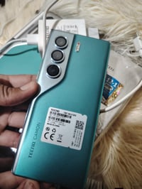 جهاز كامون 40 برو 5G مستخدم اقل الشهر كامل ملحقاتو سعر 275 وبي مجال ه‍...