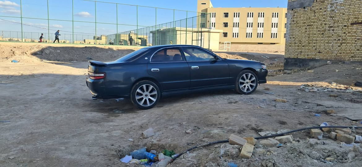 شيزر للبيع مكفول من الكص والحادث والاصوليات ...مكان ناصريه ...تبريد محرك ونجي ...رقم ***********
