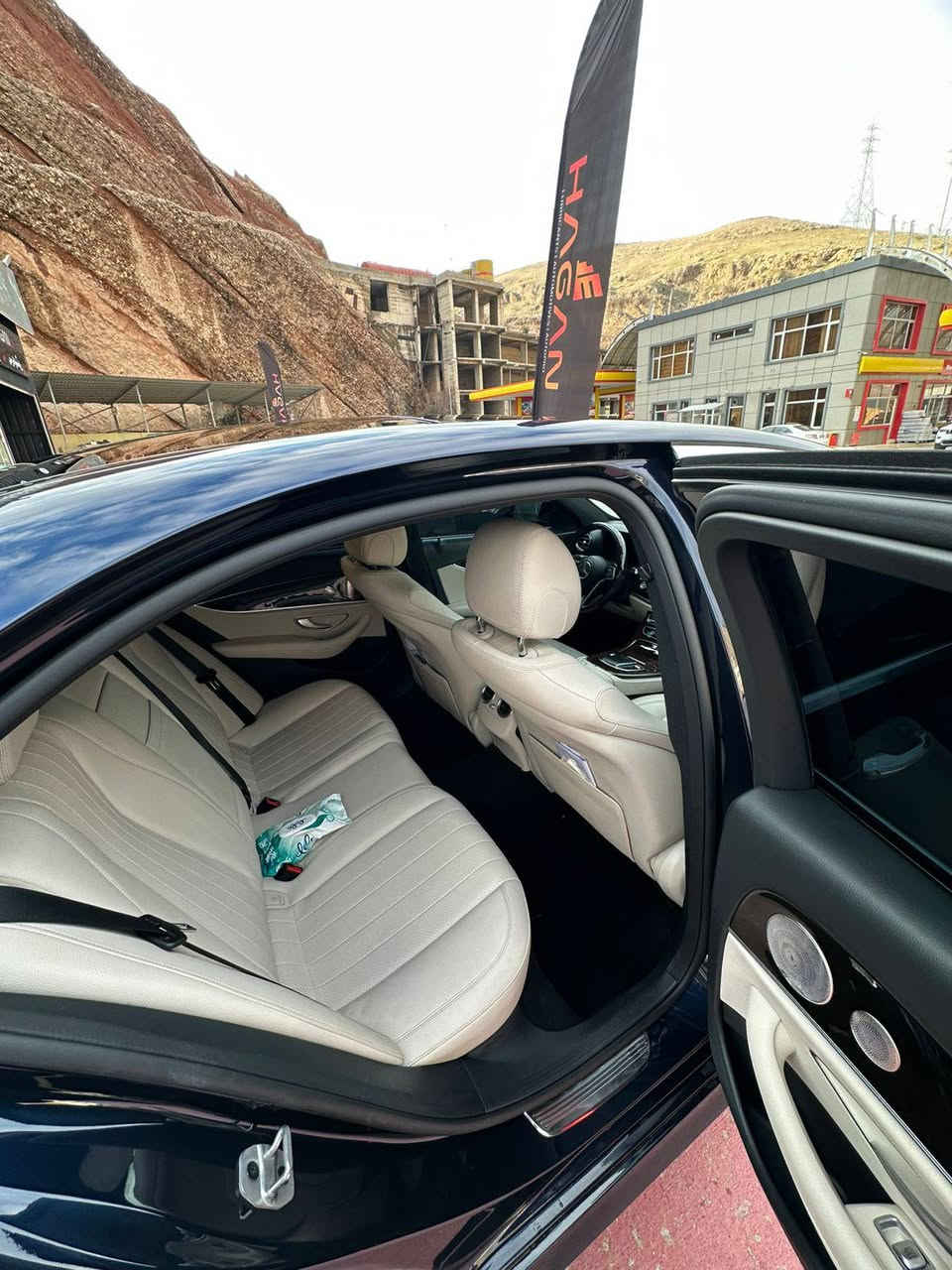 Mercedes Benz E350 AMG 2023
حادثها جاملاخ صبخ 

رقم شمالي باسمي تحويل مباشر

فول موصفات دفع خلفي

بانوراما 1

ابواب بصمه 2

كامره خلفيه 3...

شاشه جبيره 4..

كيج إلكتروني 5..

داخل كريمي ) اوف وايت 6..

کشنات تدفئه 7..

رادارات امامي خلفي جوانب 8..

حساسات 360 درجه 9.

صندوق كهرباء 10..

شاحنه لاسلكي 11

اتو بارك + اتو هولد 12...

كشنات كهرباء + خزن ميموري 13.

سماعات برو مستر 14...
كاميرا 360
لد داخلي 64 لون 15..

أصلي AMG ويل 1619

صفر مسج جديده جداً السياره 17.

ماشيه 42 
مكان زاخو 
***********
سعر
