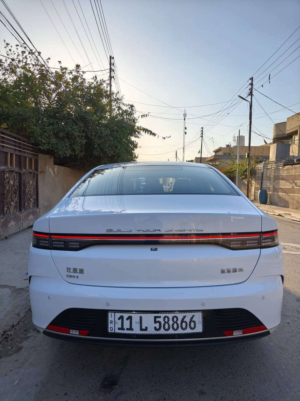 بي واي دي دستروير 2025
رقم بغداد مميز باسمي
ماشيه ٨ الف
مكفوله 
غراضه كامله مع شاحنة اصليه 
السعر : 18 ونص مليون بيه مجال 
العنوان : بغداد 
رقم : ***********
