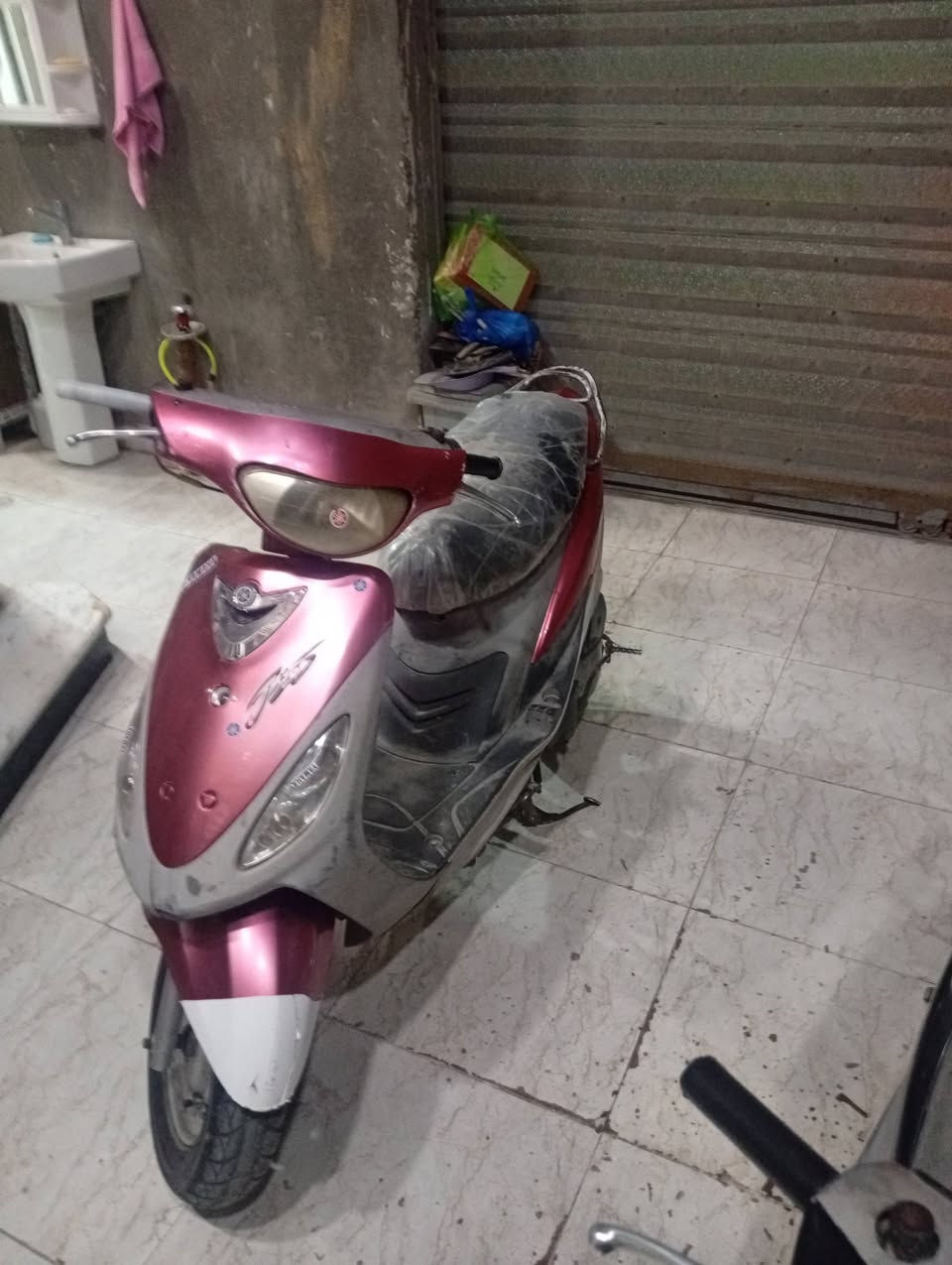 للبيع نضيفه كلش مجفته مره وحده السعر ٦٥٠وبيها مجال ناصرية مركز ***********
