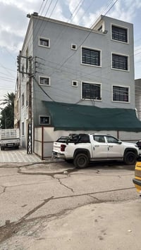 موجوده بنايه ركن طابو ملك صرف  مساحه 84 واقع حال100 ركن وارد 2100 منطق...