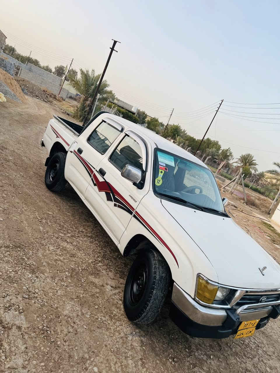 السلام عليكم للبيع جمره 2002كير مكينه اكسل صدر شاصي كله مكفول رقم سليمانيه سنويه 2027تخم تاير نص عمر دواخل كلش نضيفات السياره حلوه تحويل مباشر ادامه كامله للمكينه من بلكات كابريتر ويرات لإيتان عالي ناصي كهربائيات كله شغاله مابيه اي نقص خطه جديده تخم ويل جديد اشاير كامله السياره وبسعر كلش مناسب بنسبه لخواته ولمديل مكاني بغداد جسر ديالى القديم او الزعفرانيه السعر 87وبيه مجال بصيط كلش رقمي ***********علمن السياره بيه 3قطع صبغ بيه طخه بقبق البانزين
