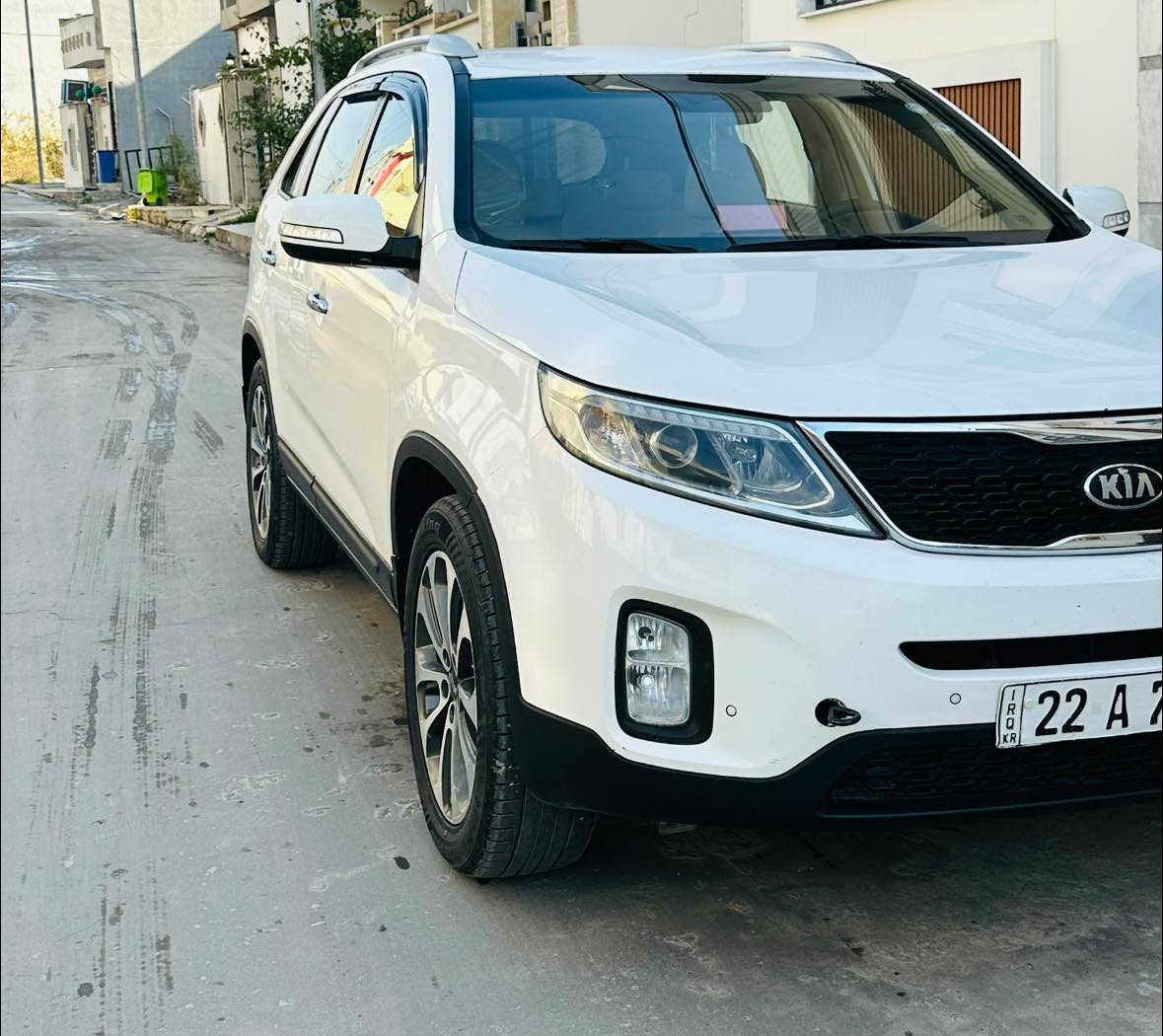 كيا سورينتو 2014 - كوري (رقم أربيل) - جاهزة للتحويل
التفاصيل:
• السيارة: كيا سورينتو (Kia Sorento).
• الموديل: 2014.
• الوارد: كوري.
• المحرك: 4 سلندر - 2400 (دوش) - اقتصادي وقوي.
• المسافة المقطوعة: 149،000 كم (ممشى حقيقي).
🔧 الحالة الفنية:
• كير ومحرك: خير من الله، شرط الفحص .ومابيها نقص برغي 
• التبريد: 3 قطع  بصمة تشغيل ترحيب 7راكب حساسات امامي وخلفي 
• البدي: السيارة مكفوله فقط شبر صبغ بالجاملغ الامامي

📄 الأوراق:
• رقم أربيل (دولي).
• السيارة باسمي (تحويل مباشر بأي وقت/ أو وكالة مضمونة).
📍 السعر: ( اتصل وتدلل)
📞 للاستفسار: ( *********** )
