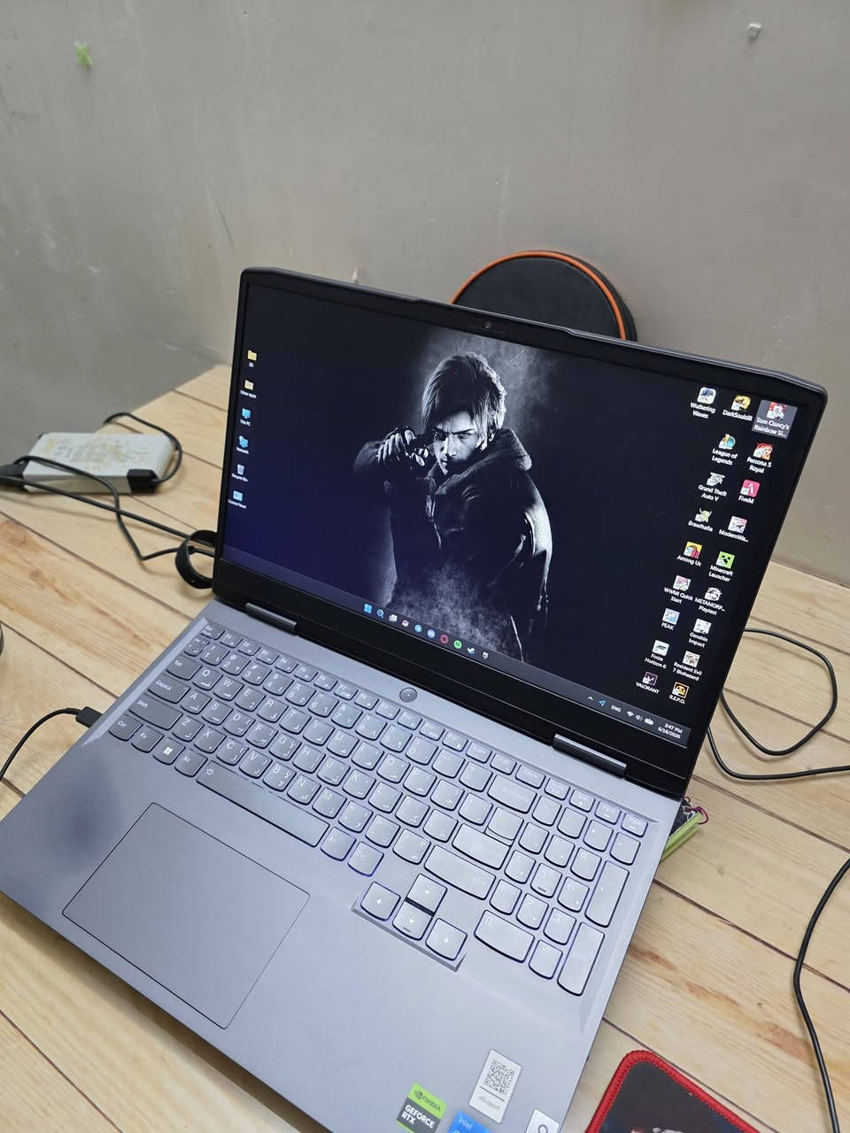 لابتوب Lenovo LOQ
Core I5 جيل14

Rtx3050 6gb

16 gb ram سرعة4800MT/s

1400gb ssd تخزين

Windows11 

15 inch 1080 FHD شاشة 

السعر 800الف


**إذا كنت صاحب هذا الإعلان وتريد حذفه لأي سبب، رجاءا أرسل رسالة إلى الدعم الفني**