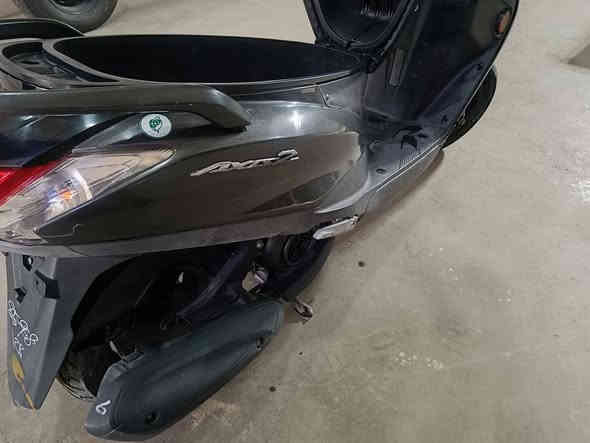 اكزز Zمكفوله من كلشي للبيع السعر مليون 100 مكان بغداد الحريه ***********
