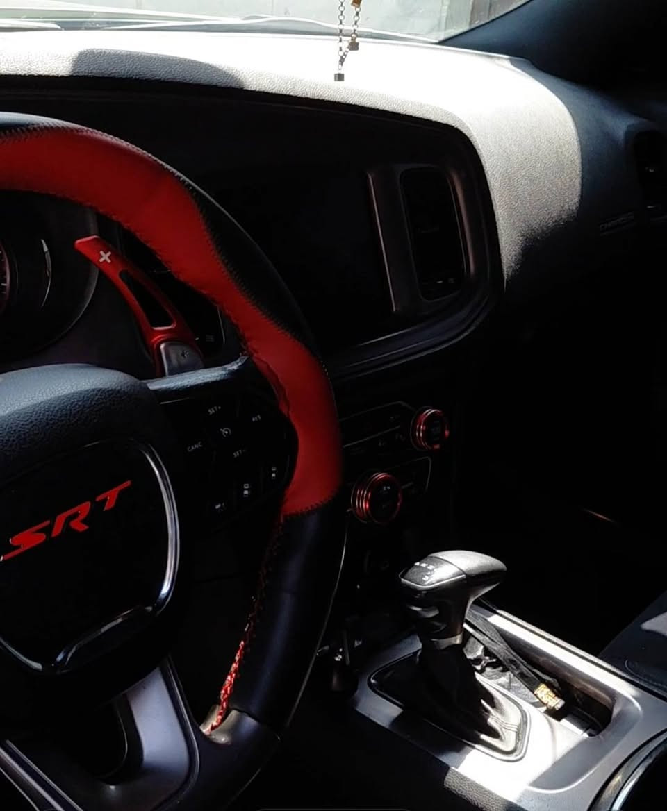 سلام عليكم جارجر موديل23رقم بغداد بسمي تحويل ثاني يوم
RTأخر صدار مكينه5700\8
حادثه بجم كبس فقط لا شواصي ولا ايرباك ولا دواخل 
سياره لون تفاحي اصل لعابه وحلوه السياره متصرف عليه دينار 
الأضافات 
كت كامل SRT
دركهSRT
تعديل ع الكزوز كامل مع جهاز كاتم 
برمجه مصطفئ ايكل 
عليه ويل روهانه
أكسل قفل 
دعاميه خلفيه أماميهSRT
رادار ماشيه 22ألف ميل السياره
متصرف عليه أبد مكاني بغداد 
***********السعر 270 وبيه مجال حك الجيه
