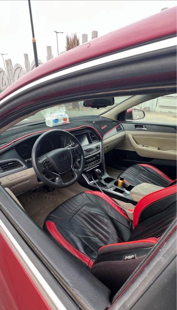 سياره البيع سوناتا 2016
السياره نضيفه دواخل حلوه ضربته داعميه وجاملق 
بيه طخات بصيطه السياره جاهزه نقص بي الصدر السعر( 110)
الاستفسار رقم ***********
