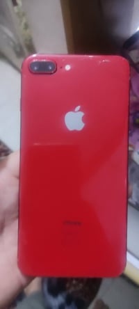 ايفون 8 بلاص ذاكرة256 نضافة90 بطارية 100بدلة للمراوس شعندك درلي خاص مك...