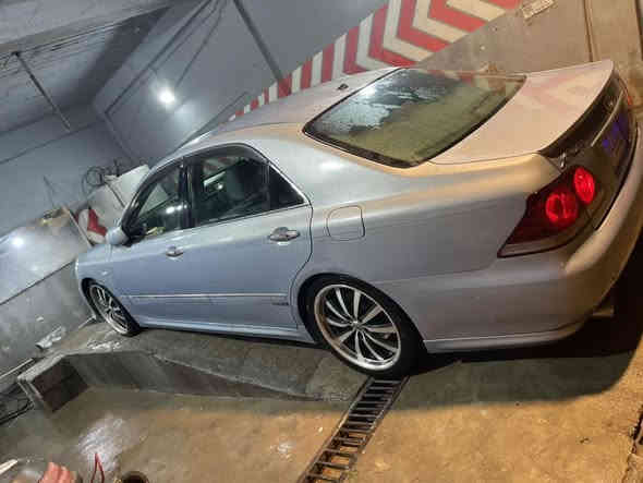 شاهینە سپۆرت  ٢٠٠٥ بڕاوە 
١٨٠ی گێڕ و مەكینە بچوك 
گێڕ و مەكینەی بەشەرت 
٣ دوگمە
بەسمە 
تەحدید سورعە 
سوكان ڤۆلیۆم 
ئاوێنە هیتەر 
ساڵۆنسای سپۆرتی بۆ بەسراوە 
تەبرید سارد و گەرم بەشەرت 
برێكی بەسراوە
هەیكەلی  سەیارەكە نموونەیە  
تایە و ویلێكی سپۆرتی لەژێرە
سەیارەیەكی تابڵێی جایزە ماڵی دەستی گەنجە 
بەنزین زۆر زۆر كەم سەرفەكات 
قوەتێكی زۆر باشی هەیە 
تەقە و رەقەی هیچ تیانیە
١ تەقە و ١٠٠ دۆلارت بۆ ئەبڕم 
سعری ٤٩ گەڵا و مەجالێكی كەم 
شوێن پیرەمەگرون 
تەنها فرۆشتنە 
***********
