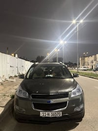 ترافرس2011 وارد أمريكي 4قطع صبغ  السياره خير من الله جاهزه بدون نقص كه...